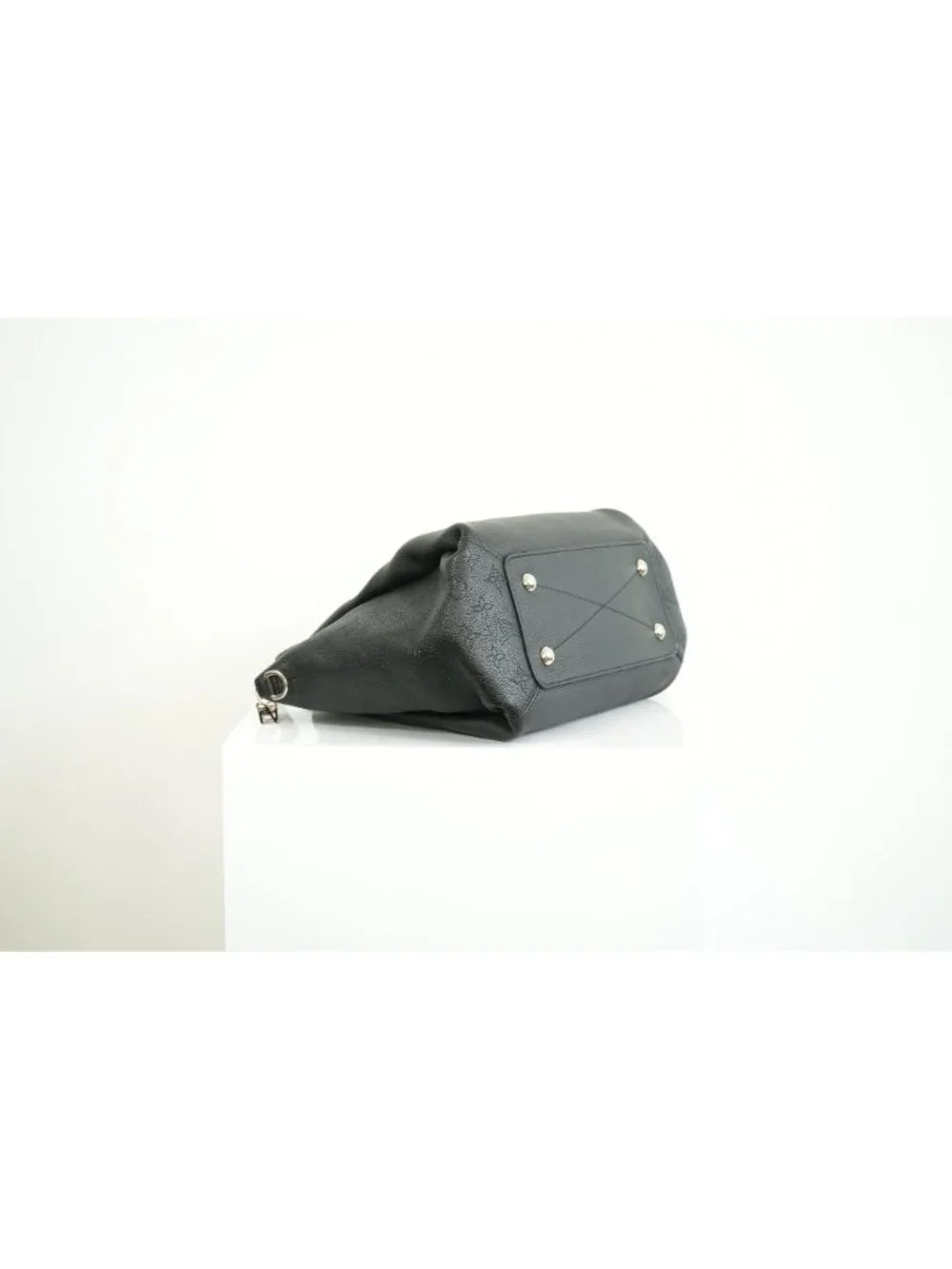 Louis Vuitton Black Monogram Mahina Haumea Perforated Calfskin Leather